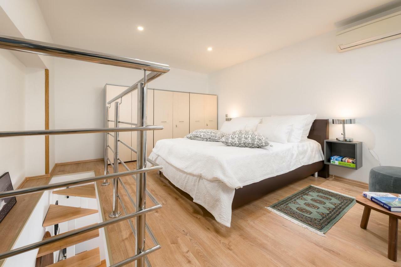 Astudio Suites Σπλιτ Εξωτερικό φωτογραφία